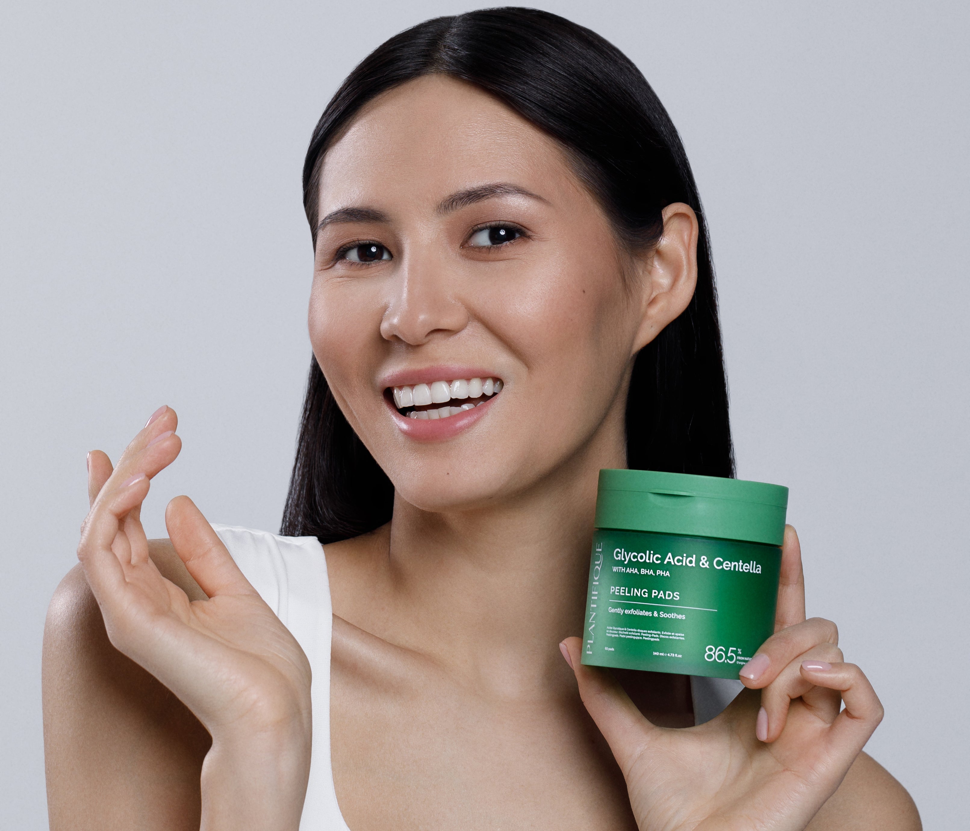 Glycolic Acid Pads: The Nightly Swipe That Replaces Half Your Routine