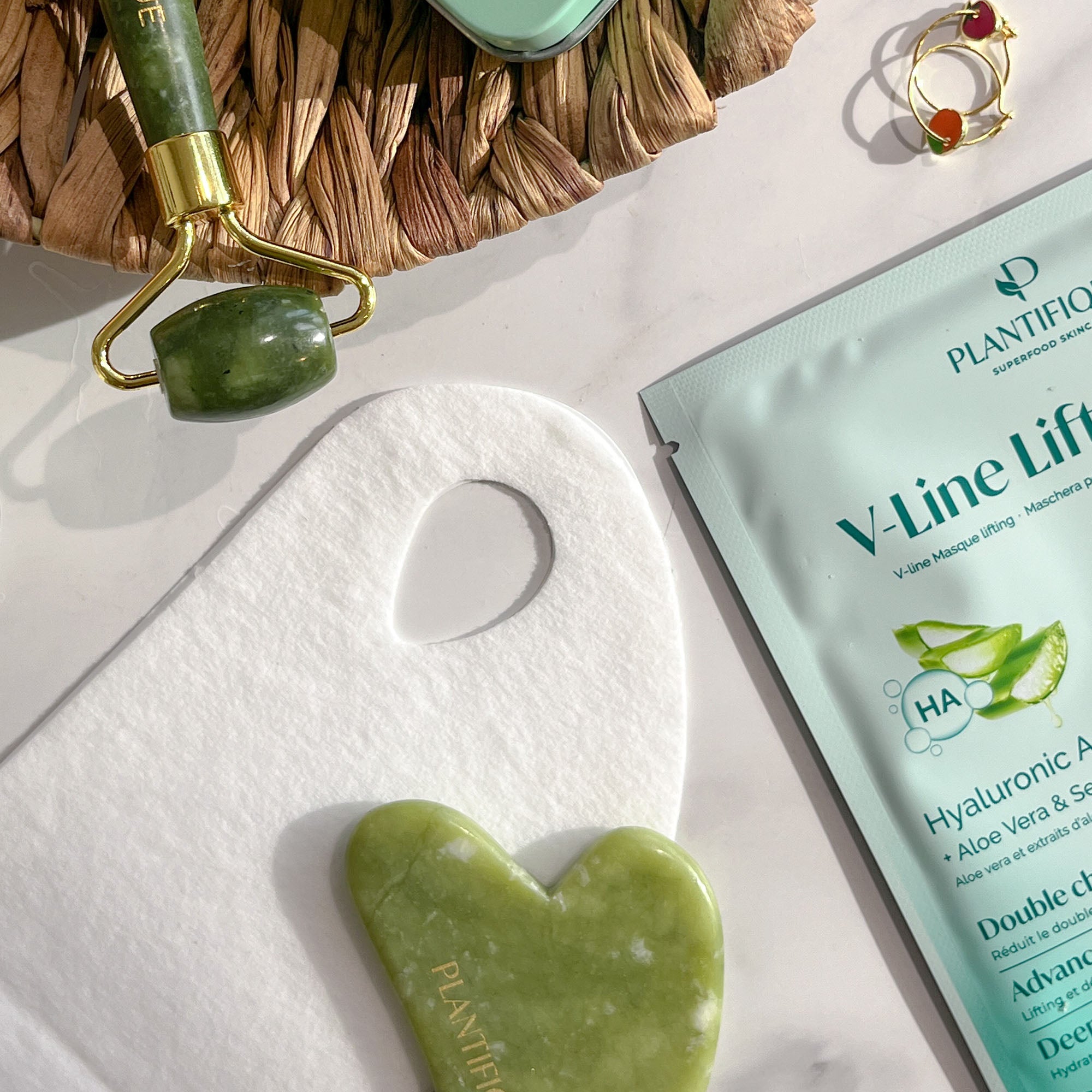 Snatched Jawline - Plantifique